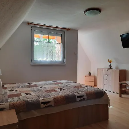 דירה Dora Apartmanhaz זלקרוס